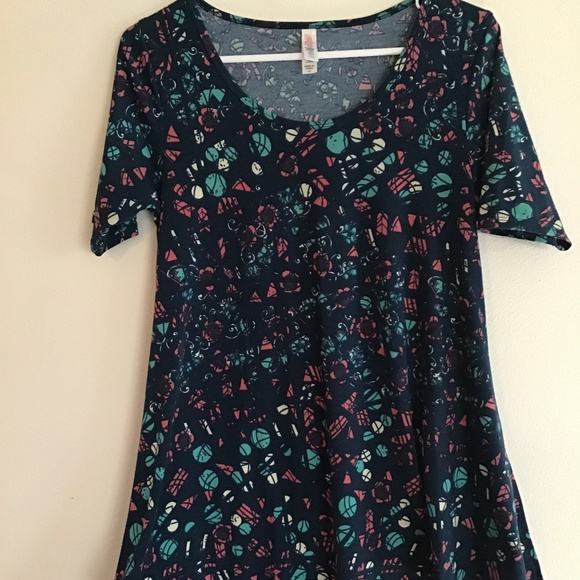 LuLaRoe XS Perfect Tee - Picture 3 of 4